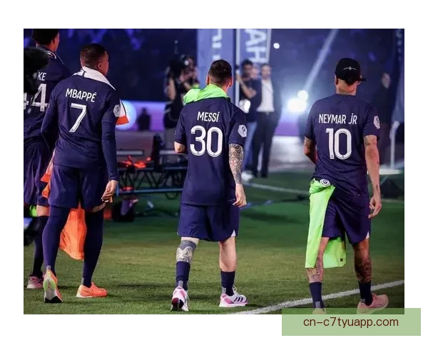 丰特:内马尔离队后巴萨财务困境加剧 丰特:内马尔离队后巴萨财务困境加剧